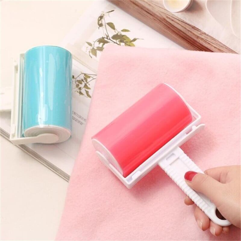 This is a REUSABLE LINT REMOVER