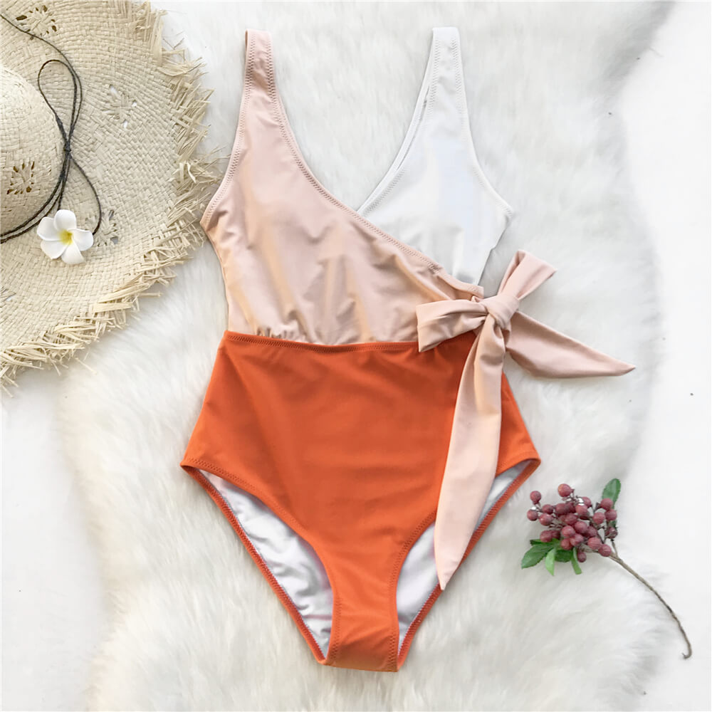This is SWIMSUIT POMELO