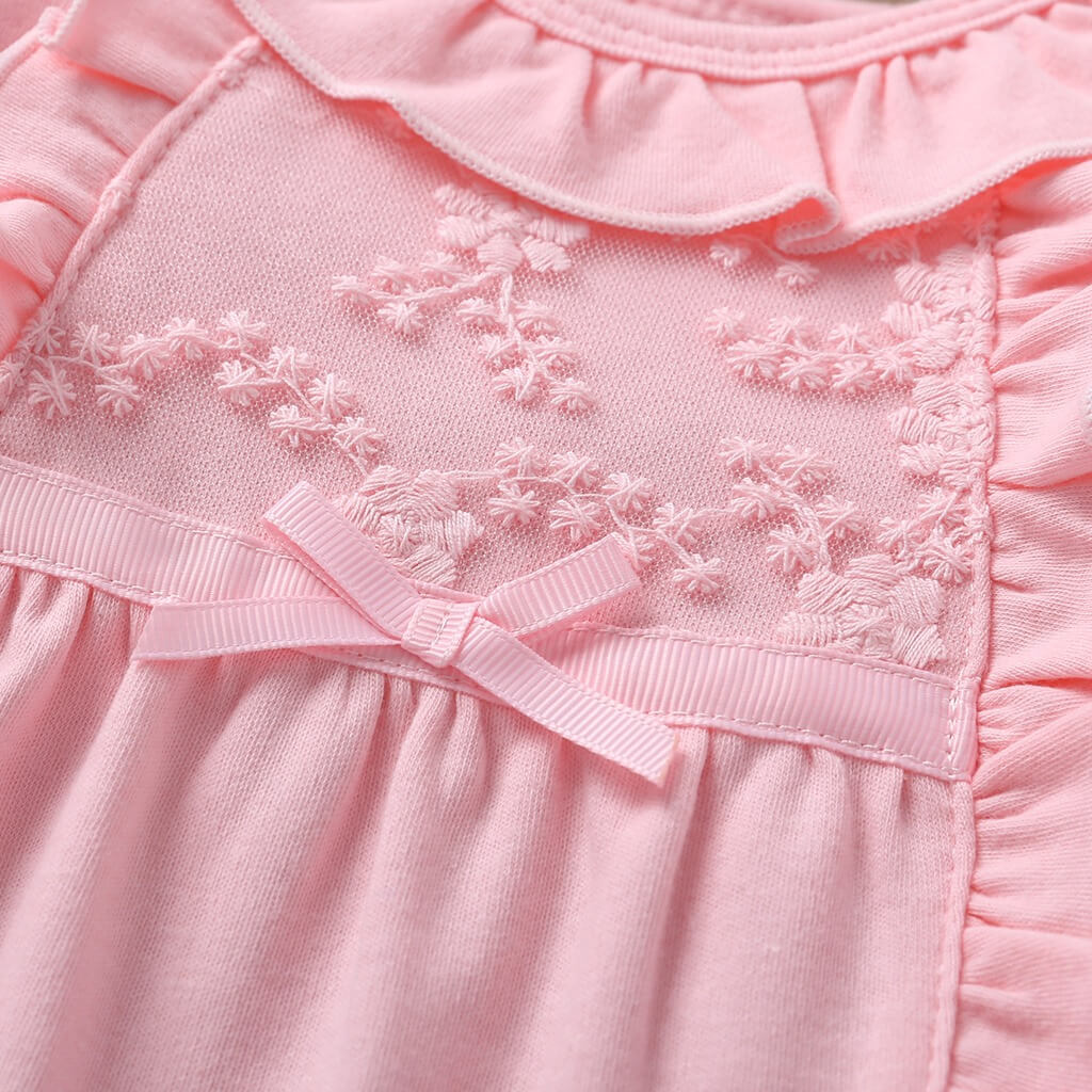 This is  a BABY LADY Suit.